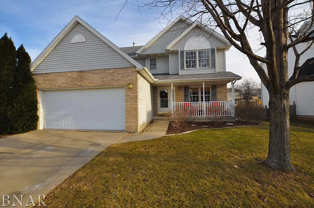 35 Prenzler Dr photo 1