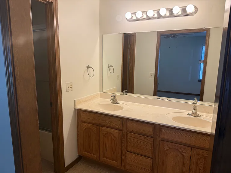 9805 Huntsman Path — Photo 6