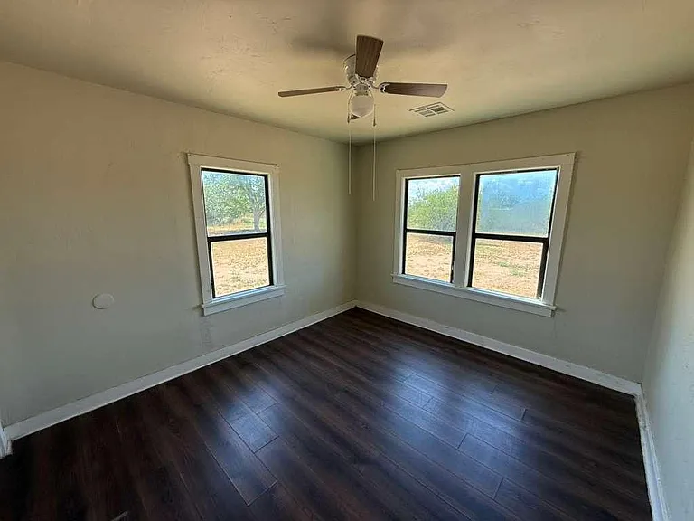 2082 N Cougar Pl — Photo 18