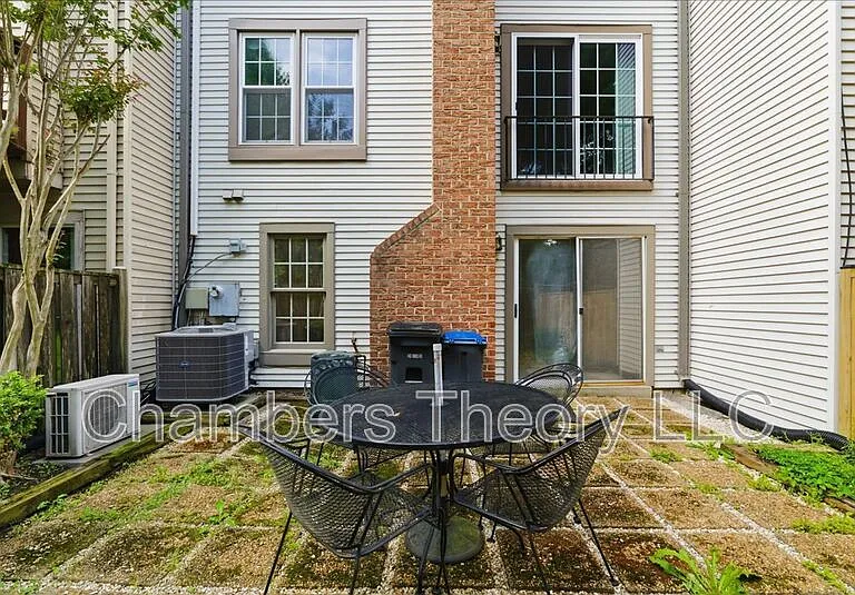 12328 Quiet Hollow Ct — Photo 30