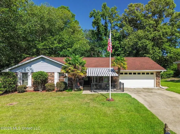 15408 Woody Dr, Gulfport, MS 39503