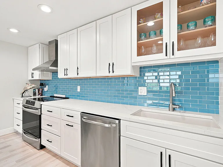 2121 N Ocean Blvd #405W — Photo 8