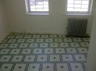5420 Flushing Ave, Maspeth, NY 11378