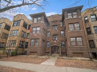1223 W North Shore Ave #203, Chicago, IL 60626