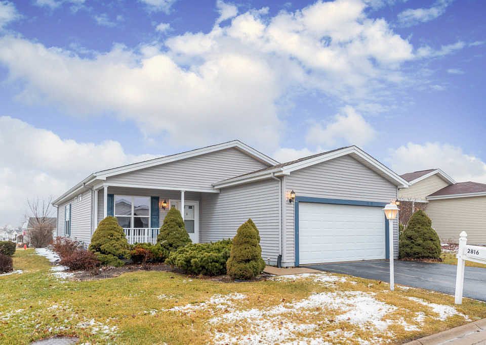 1st image of 2816 Gateway Cir