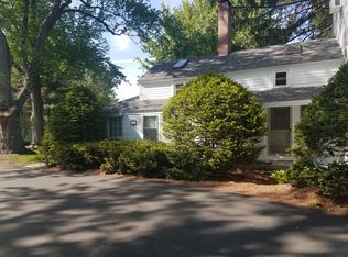 575-577 West St, Amherst, MA 01002