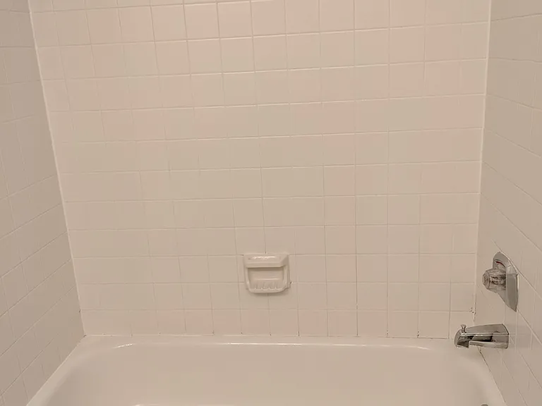 70 W Huron St #12 — Photo 10