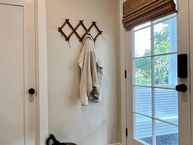 511 Drown Ave — Photo 40
