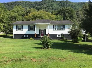 1444 Baum Hollow Rd, Big Stone Gap, VA 24219