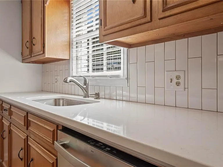 37 Skyview Cir — Photo 17
