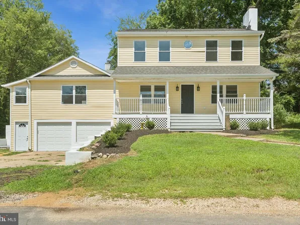 1014 Saint Charles Dr, Annapolis, MD 21409