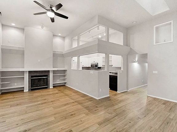 3rd image of 9008 NE 54th St Unit C8