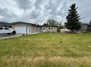 1204 Adobe Dr, Great Falls, MT 59404