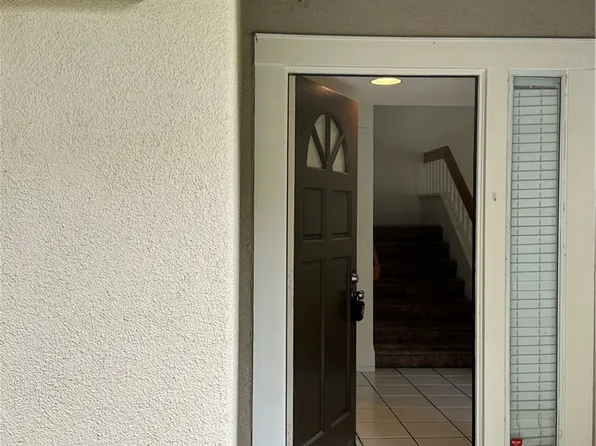 541 S Glenhurst Dr, Anaheim, CA 92808