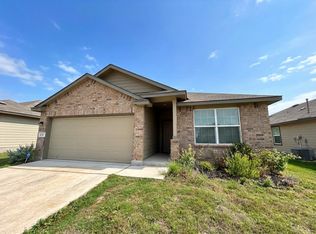 8215 Falcon Mdw, Converse, TX 78109