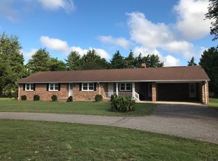 27520 Reams Dr, North Dinwiddie, VA 23805