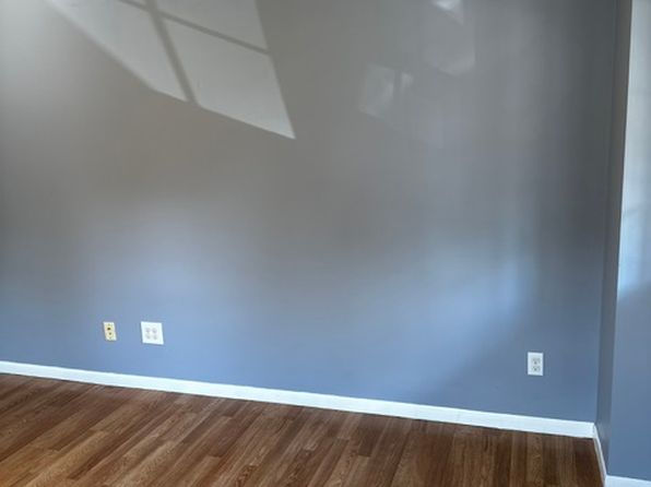 205 Brown St #1