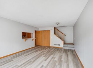 4220 Meghan Ln, Eagan, MN 55122