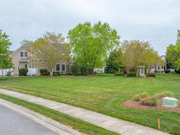 2nd image of 19802 Shirling Ln