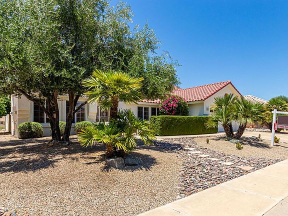 3rd image of 20402 N Meadowood Dr