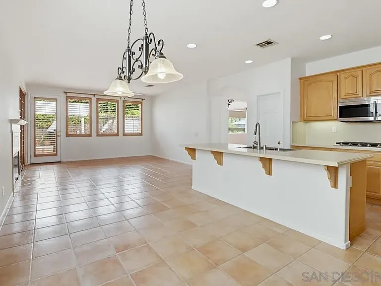 1762 Bramblewood Ct — Photo 15