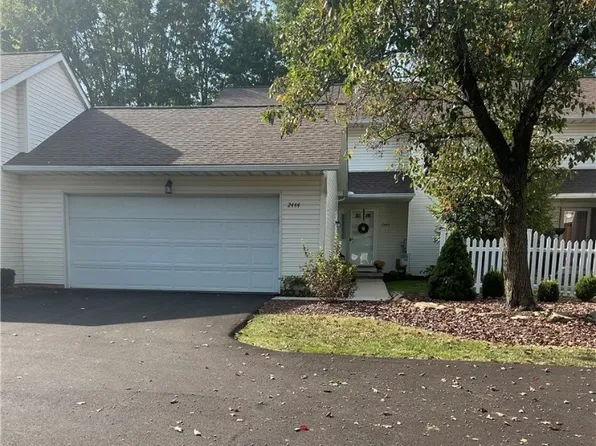 2444 Port Charles Dr, Stow, OH 44224