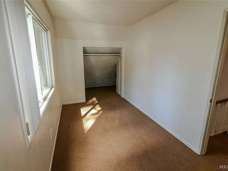 664 Barret Way — Photo 37