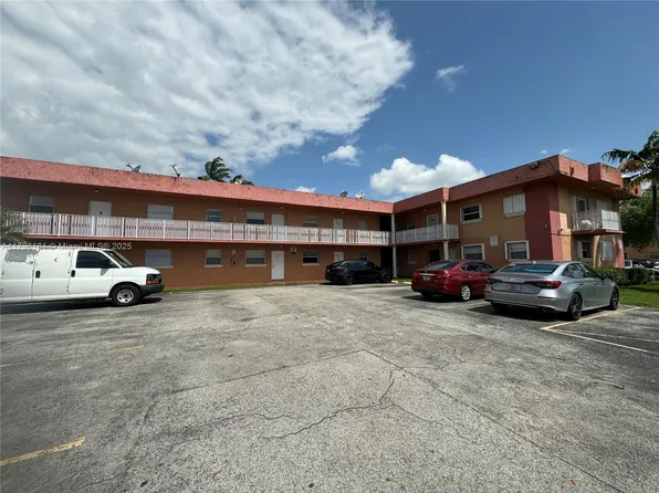 1245 W 24th St APT 117, Hialeah, FL 33010