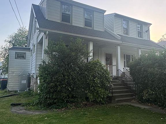 3rd image of 36 S Sycamore Ave