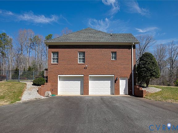 4th image of 630 Cross Ridge Ln