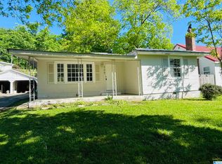 308 6th Ave E, Oneonta, AL 35121