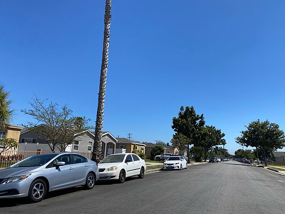 4th image of 15116 Leahy Ave