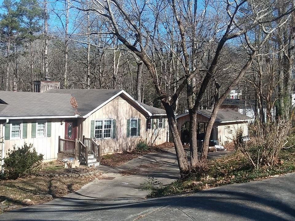 1st image of 344 Hollywood Cir