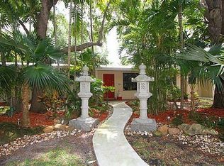 9220 SW 166th St, Palmetto Bay, FL 33157