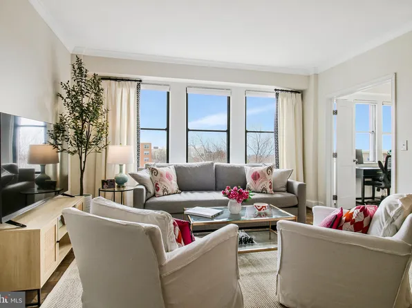 4000 Cathedral Ave NW APT 749B, Washington, DC 20016