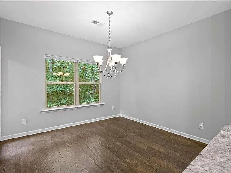 113 Oakview Psge #1 — Photo 7