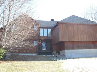 3 Clearview Dr, Sandy Hook, CT 06482