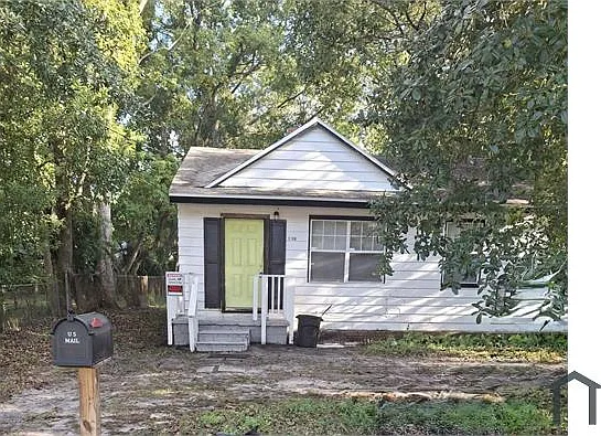2 bed, 728 sqft, $1,450 — Photo 2