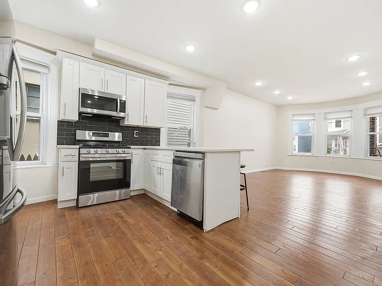 244 Clinton Ave #1 — Photo 15