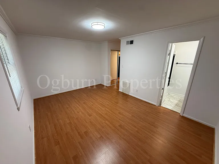 1310 Brookstown Ave — Photo 14