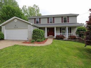 13770 Amiot Dr, Saint Louis, MO 63146