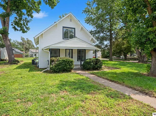 2411 Madison St, Bellevue, NE 68005