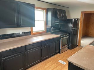 211 S King St, Wyanet, IL 61379