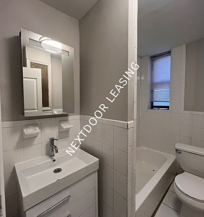 2nd image of 400 52nd St #4AM