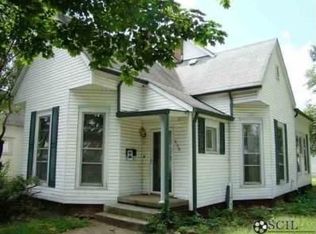 826 Chestnut St, Columbus, IN 47201