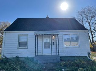 941 W Atherton Rd, Flint, MI 48507