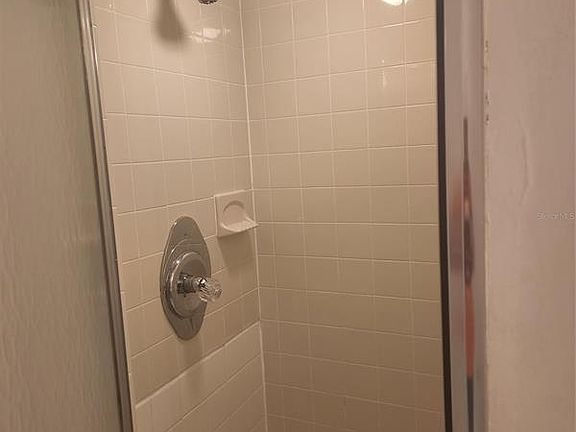 5th image of 1621 NE 2nd St APT 103