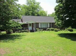 100 Courtney Cir, Greenville, SC 29617