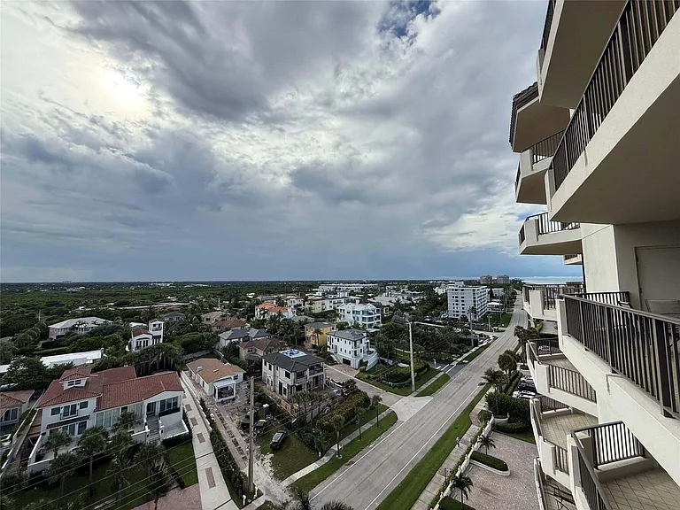 800 Ocean Dr #1104 — Photo 37