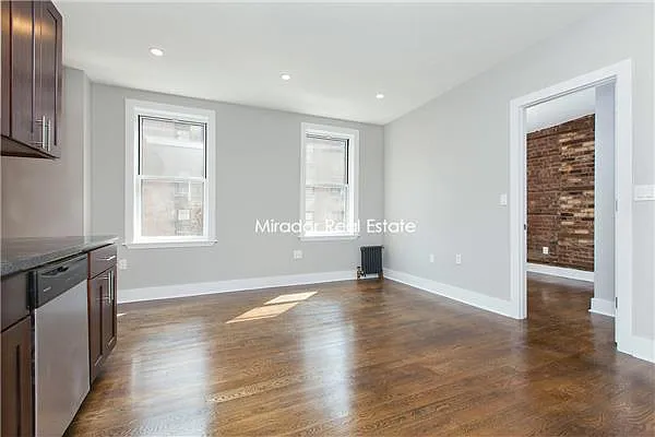 Rented by Mirador Real Estate | media 16